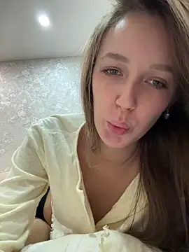 ElliRose live sex cam