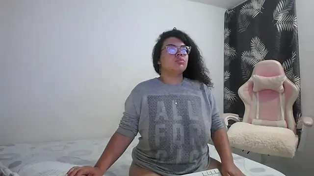 mabigomez00 live sex cam