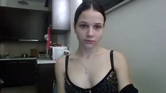 CarmenBody live sex cam