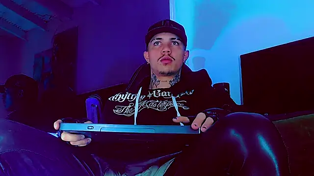 HannibalLester live sex cam