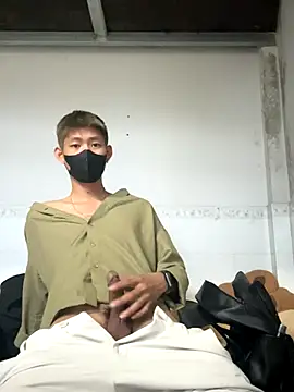 linh21107 live sex cam