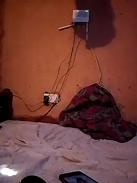 cute_naimah live sex cam