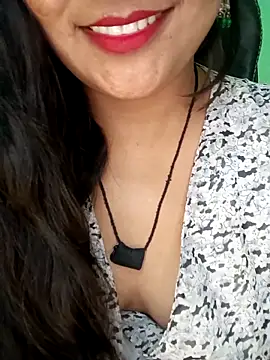 Rashmi_011 live sex cam