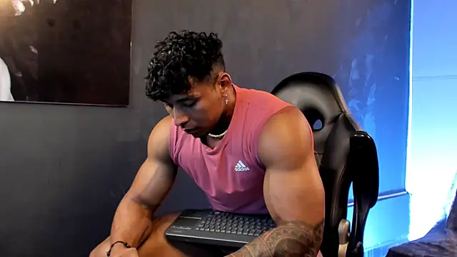 bradley_smith live sex cam