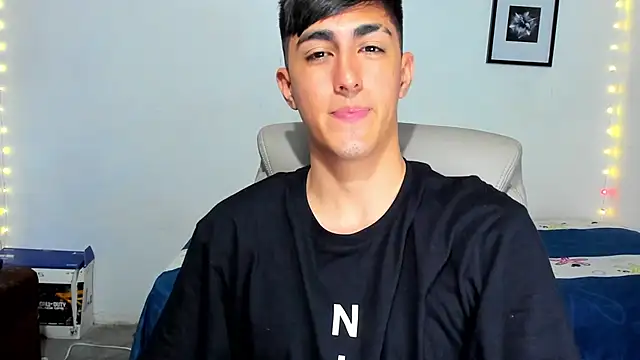 babymaik live sex cam