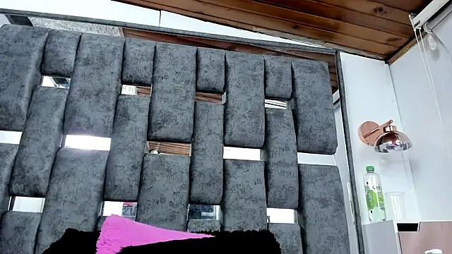 ARTEMISAKIM live sex cam