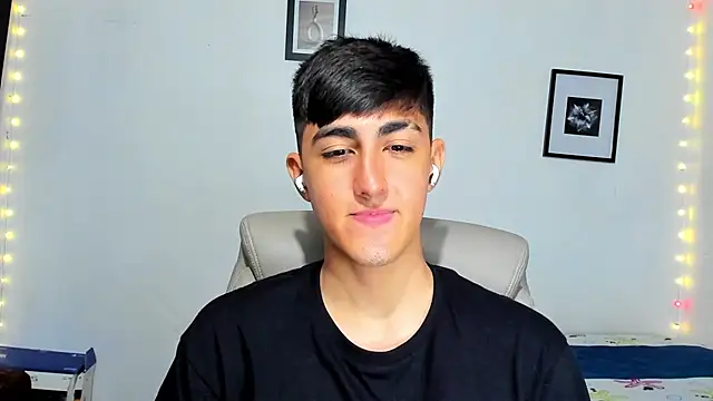 babymaik live sex cam