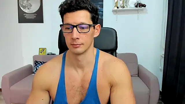 BrutusK08 live sex cam