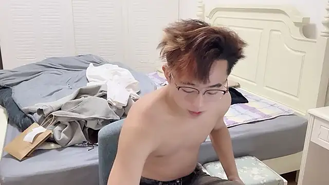 STxuguanhan live sex cam