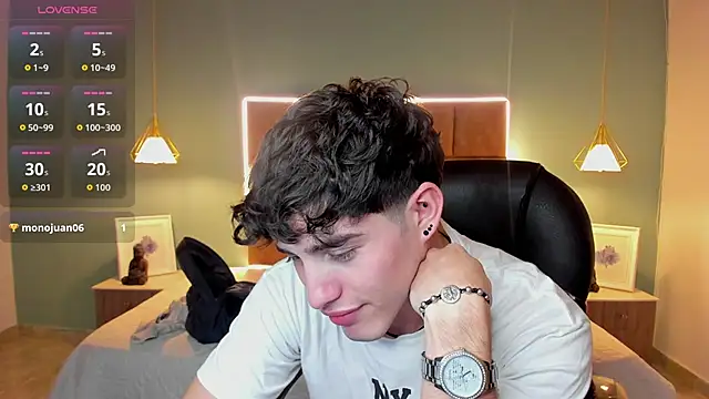 AlejooTwink live sex cam