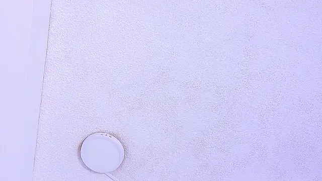 KylieWhite live sex cam