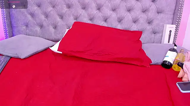 Sofia_Girl_ live sex cam