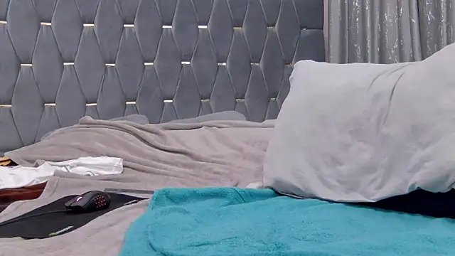 10in_deluxe live sex cam