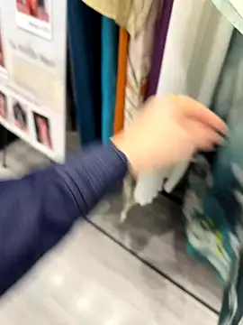 Meii-meyy live sex cam