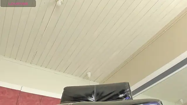 Shara_Goddes05 live sex cam