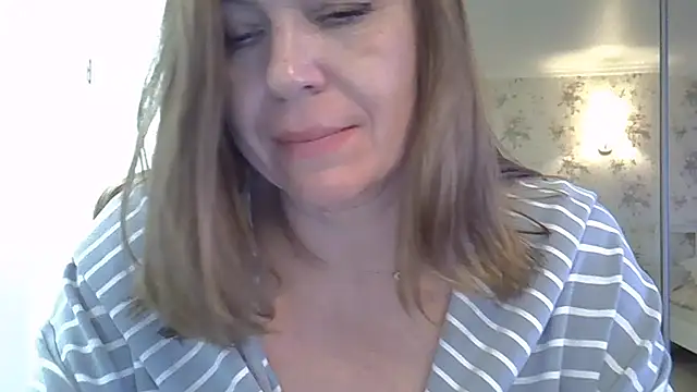 Alexandra-Rosee live sex cam