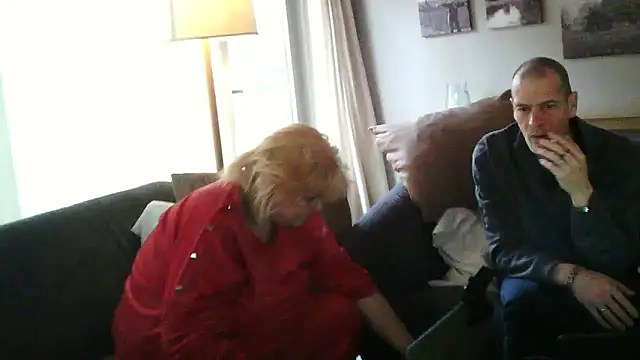 Sylviastar46 live sex cam