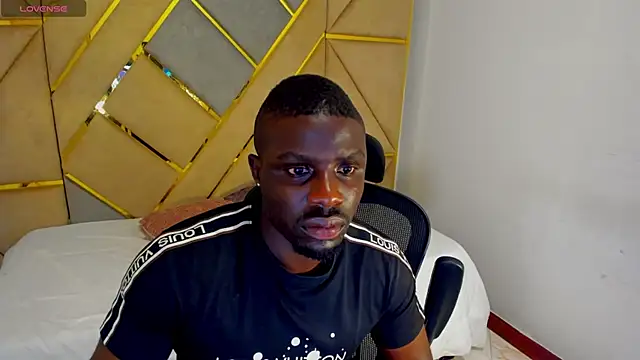 Latrellx7 live sex cam