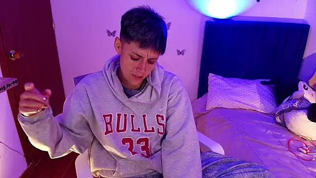 spicyferny live sex cam