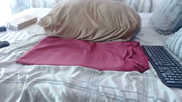 BUBBLYBUNNYxx live sex cam