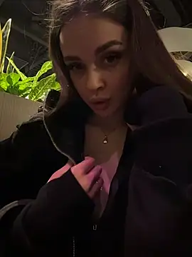 KristiRich live sex cam