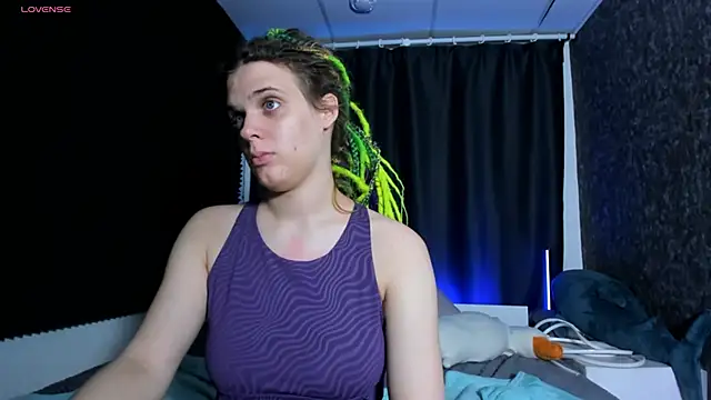 KIKI_Krash live sex cam