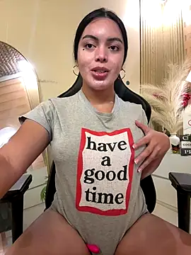 TS-SimplyTheBest live sex cam