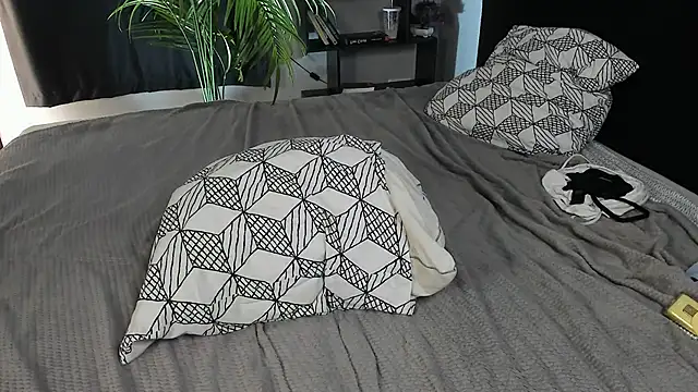 DemetraSadahiro live sex cam