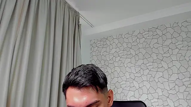 ClintMasters live sex cam