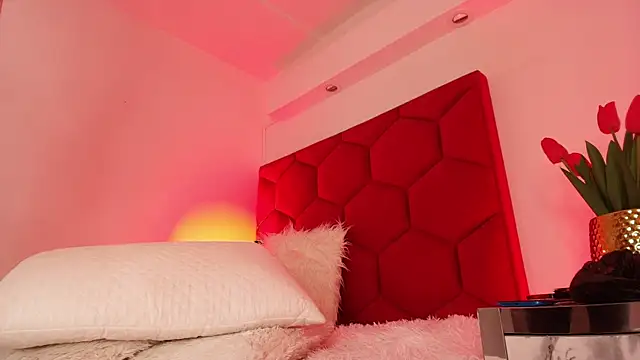 LoreleyNovoa live sex cam