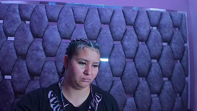 AlaSmith live sex cam