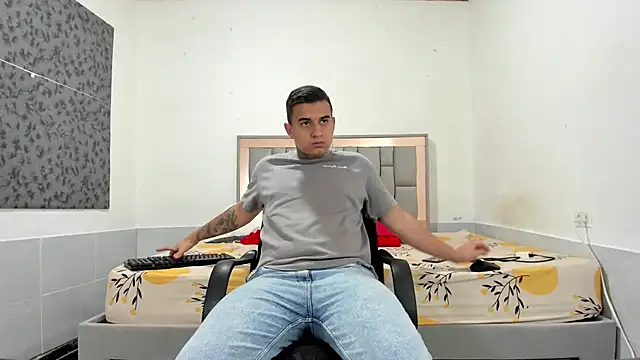 simookeler live sex cam