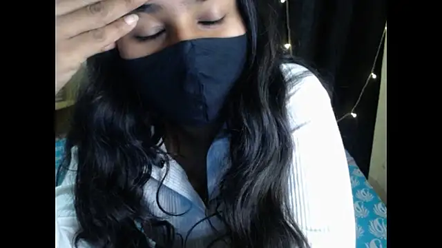 Vanya_7 live sex cam