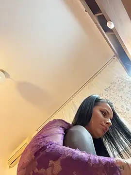 Hotmomcheckk_ live sex cam