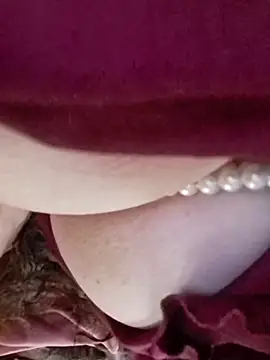 GypsyEsmeralda live sex cam