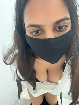 Sofia3393 live sex cam