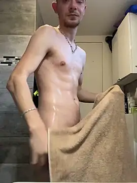 Crevette311 live sex cam