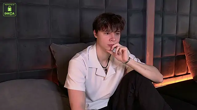 AnthonyHall live sex cam