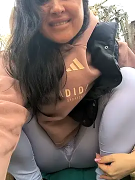 KikiXRed live sex cam