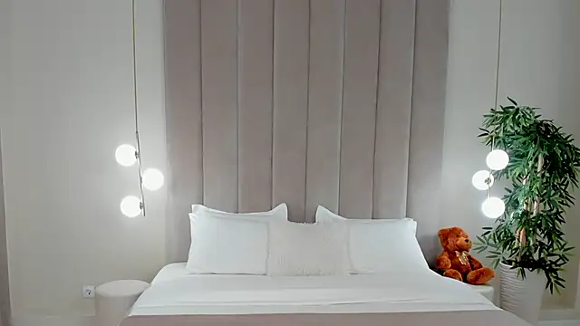 JaniceCollins live sex cam