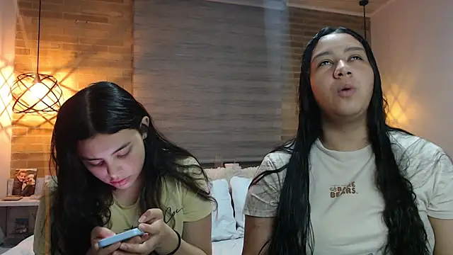 Scarlett_Jazmin live sex cam