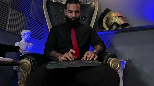 BeardAndrew live sex cam