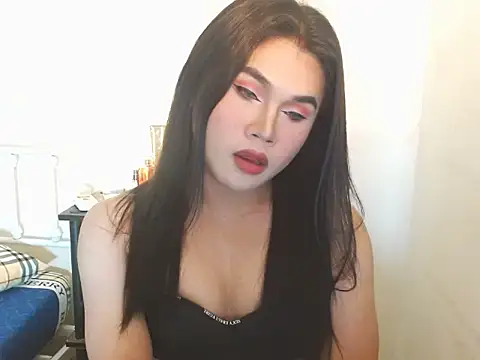 JustineBIGCUM live sex cam