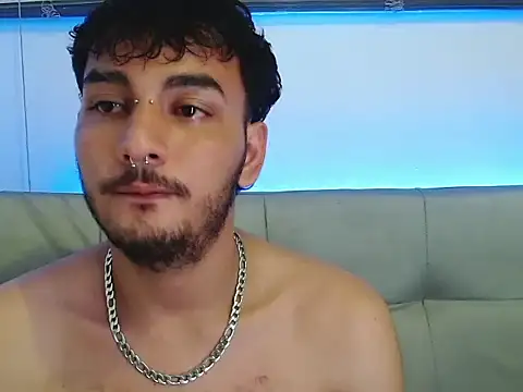 Brunicci live sex cam