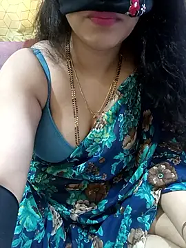 Rising_Smiler live sex cam