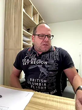 coupleLatinaLovers live sex cam