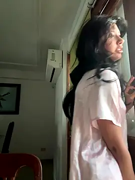 lynn9000 live sex cam