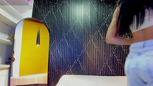 Miss_Ariaa live sex cam