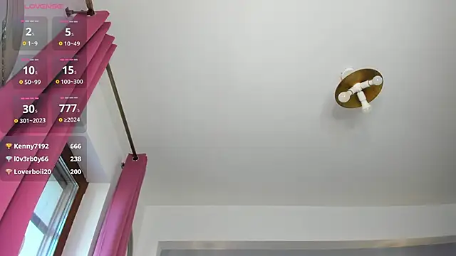 Awesome_Jolie live sex cam