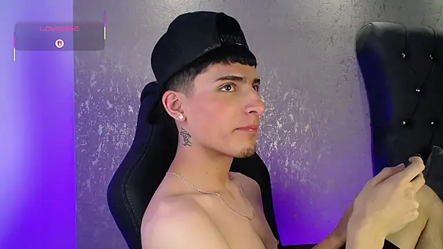 MateoMitchell live sex cam